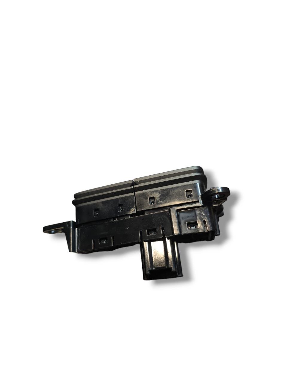 Start&Stop Button Ford Focus III (2011 - 2018) Code: F1ET - 11B573 - AA - F&P CRASH SRLS - Used Parts