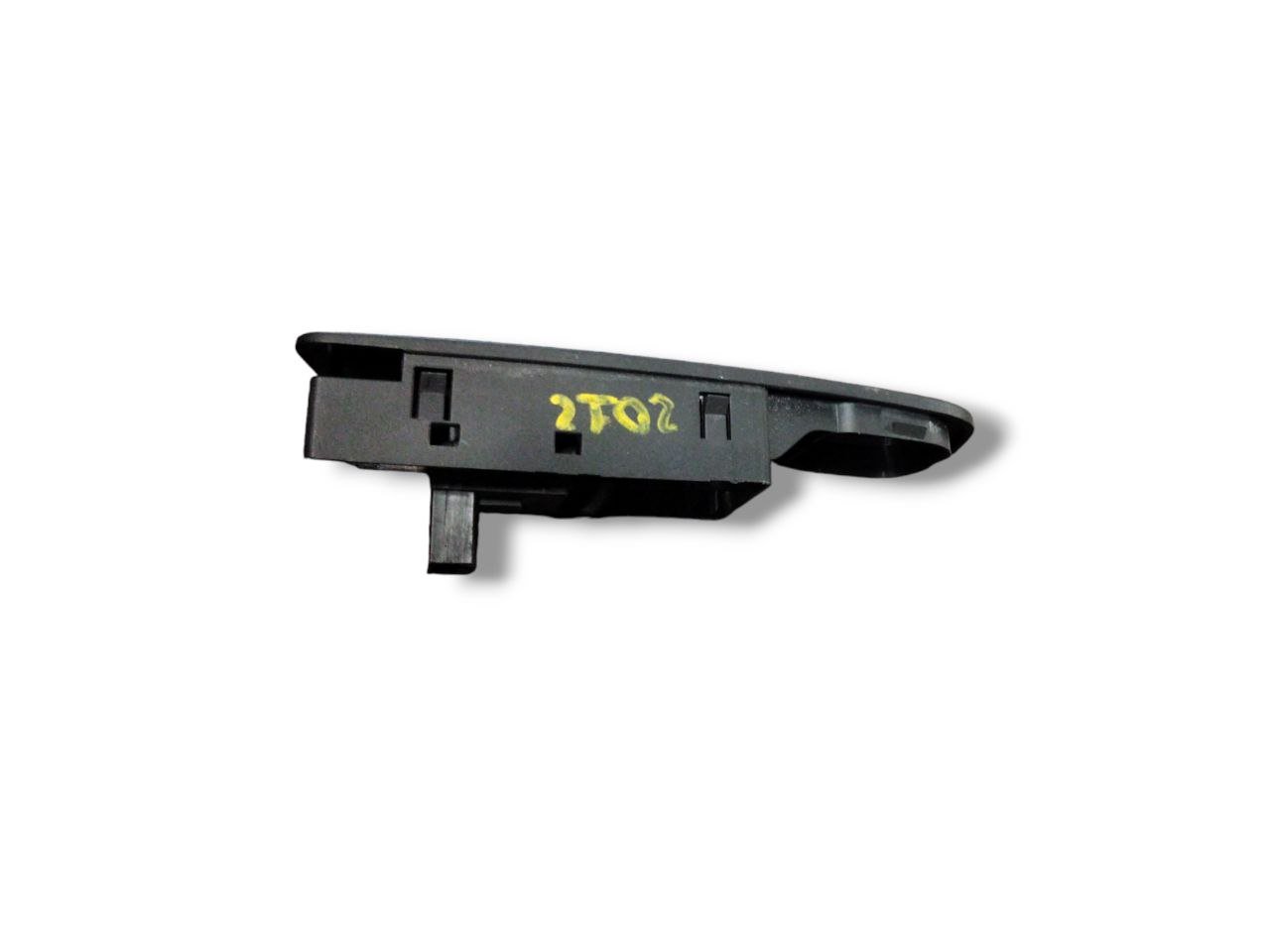 Pulsantiera alzavetri Anteriore Destra Volkswagen Tiguan (2007 - 2015) cod.5N1867256A - F&P CRASH SRLS - Ricambi Usati