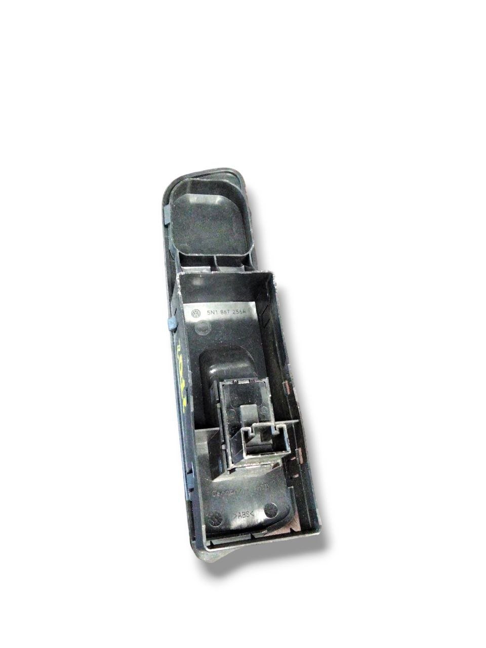 Pulsantiera alzavetri Anteriore Destra Volkswagen Tiguan (2007 - 2015) cod.5N1867256A - F&P CRASH SRLS - Ricambi Usati