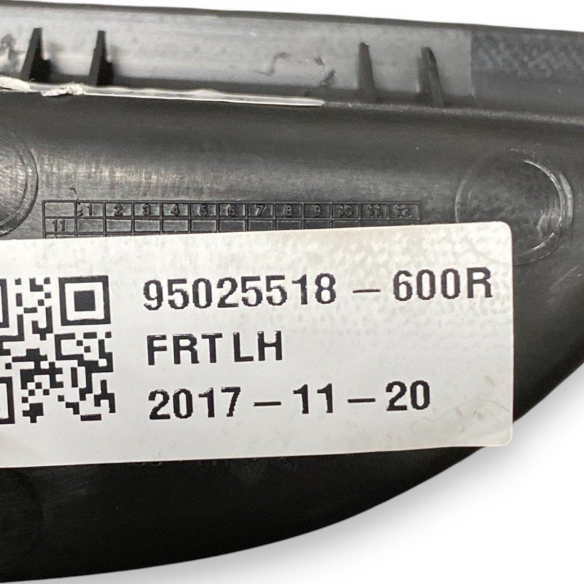 Pulsantiera alzavetri anteriore sinistro (sx) opel mokka x Cod: 95025518 - 600r (2012 - 2019) - F&P CRASH SRLS - Ricambi Usati