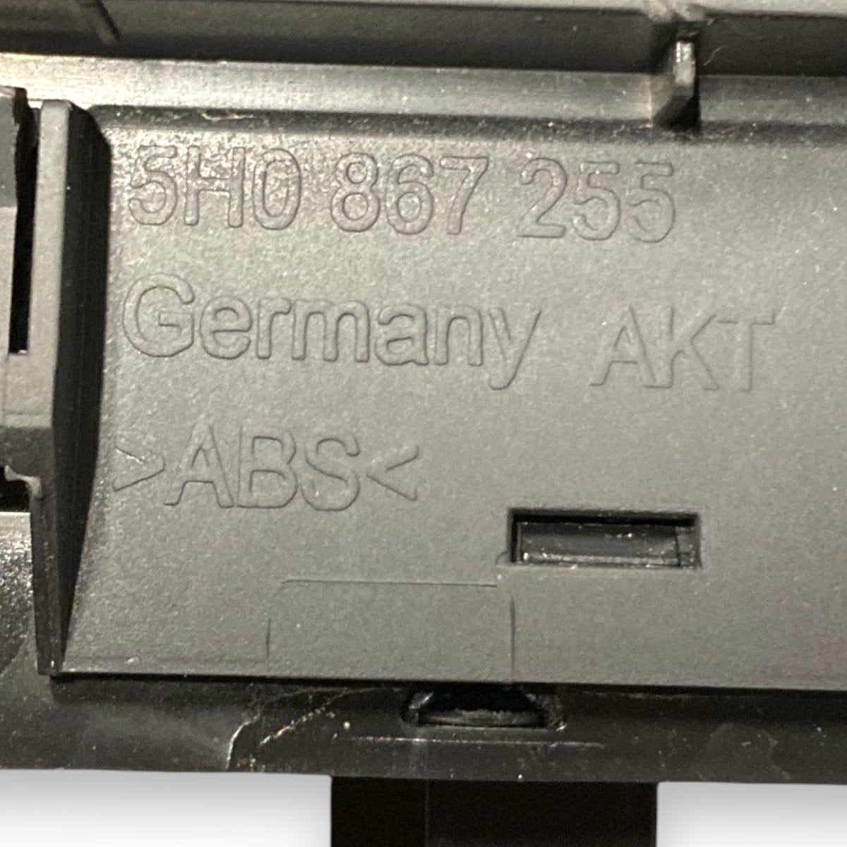 Pulsantiera alzavetri anteriore sinistro (sx) volkswagen golf viii Cod: 5h0867255 (2019 - ) - F&P CRASH SRLS - Ricambi Usati