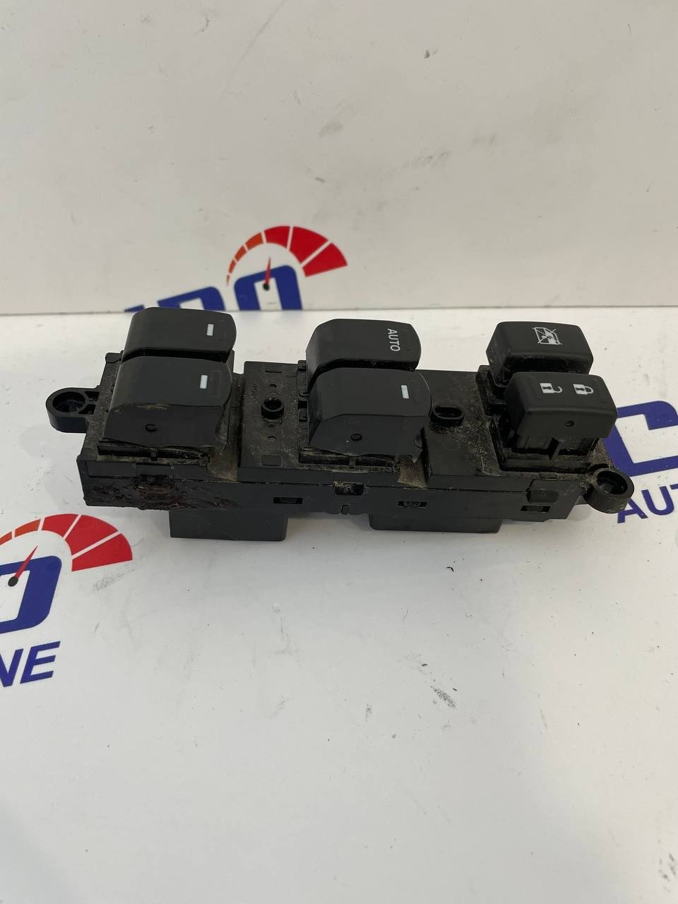 pulsantiera alzavetro ant sx suzuki sx cross lh eu j/p - F&amp;P CRASH SRLS - Ricambi Usati