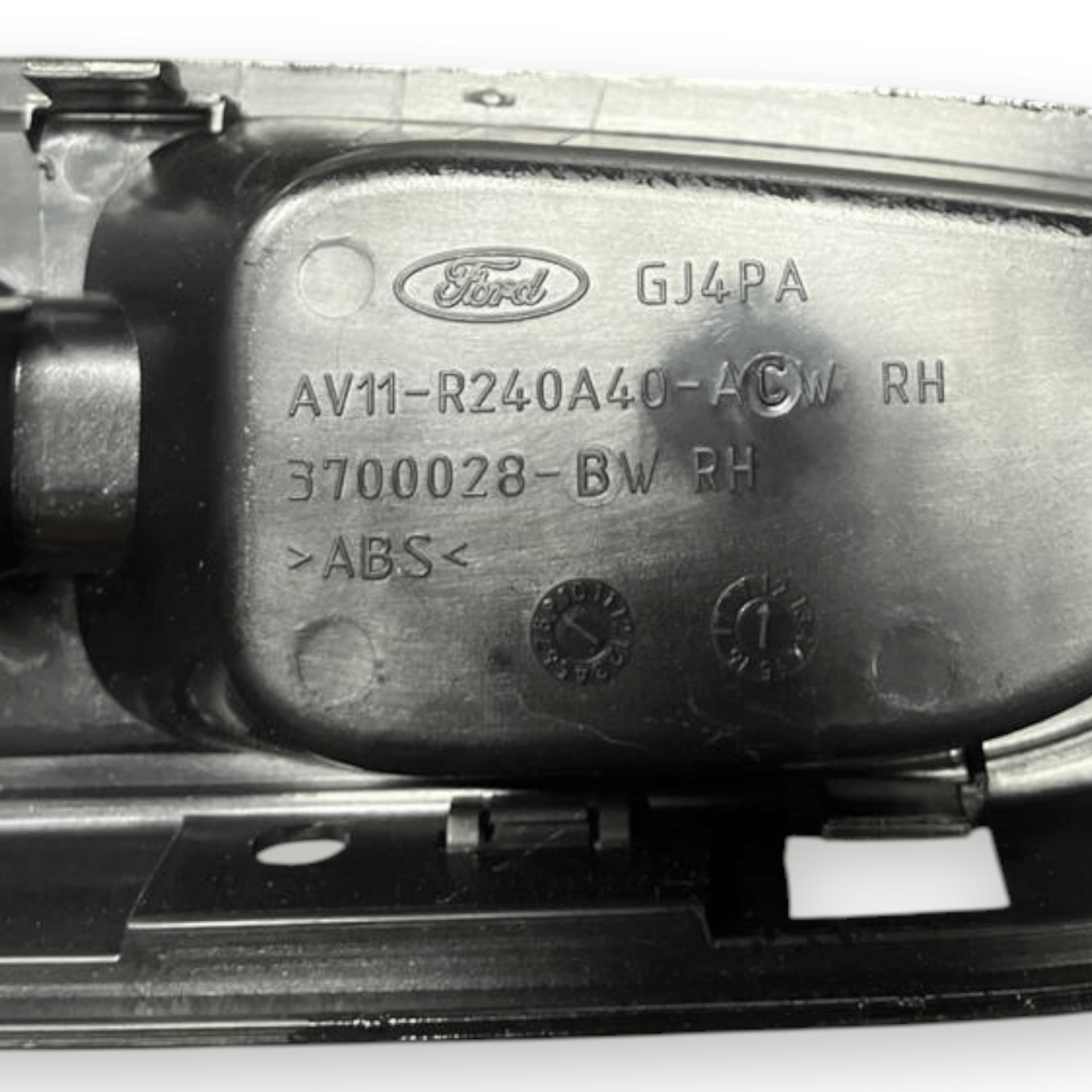 Pulsantiera Alzavetro anteriore destra (dx) Ford B - Max (2012 al 2018) cod: AV1T - R240A40 - A - F&P CRASH SRLS - Ricambi Usati