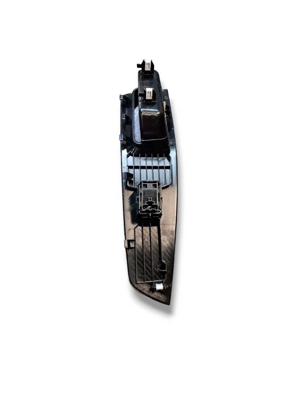Pulsantiera Alzavetro anteriore destra (dx) Ford Edge (2016>) COD:FT4B14A563 - F&P CRASH SRLS - Ricambi Usati