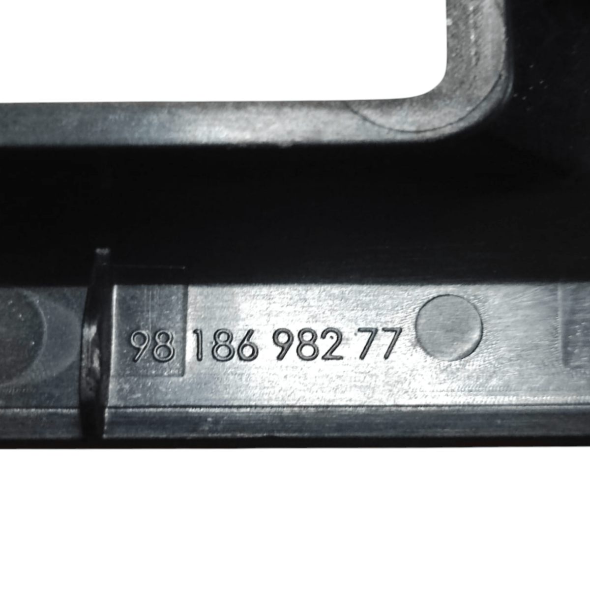 Pulsantiera alzavetro anteriore destra peugeot 3008 cod: 9818698277 (2016 - 2023) - F&P CRASH SRLS - Ricambi Usati