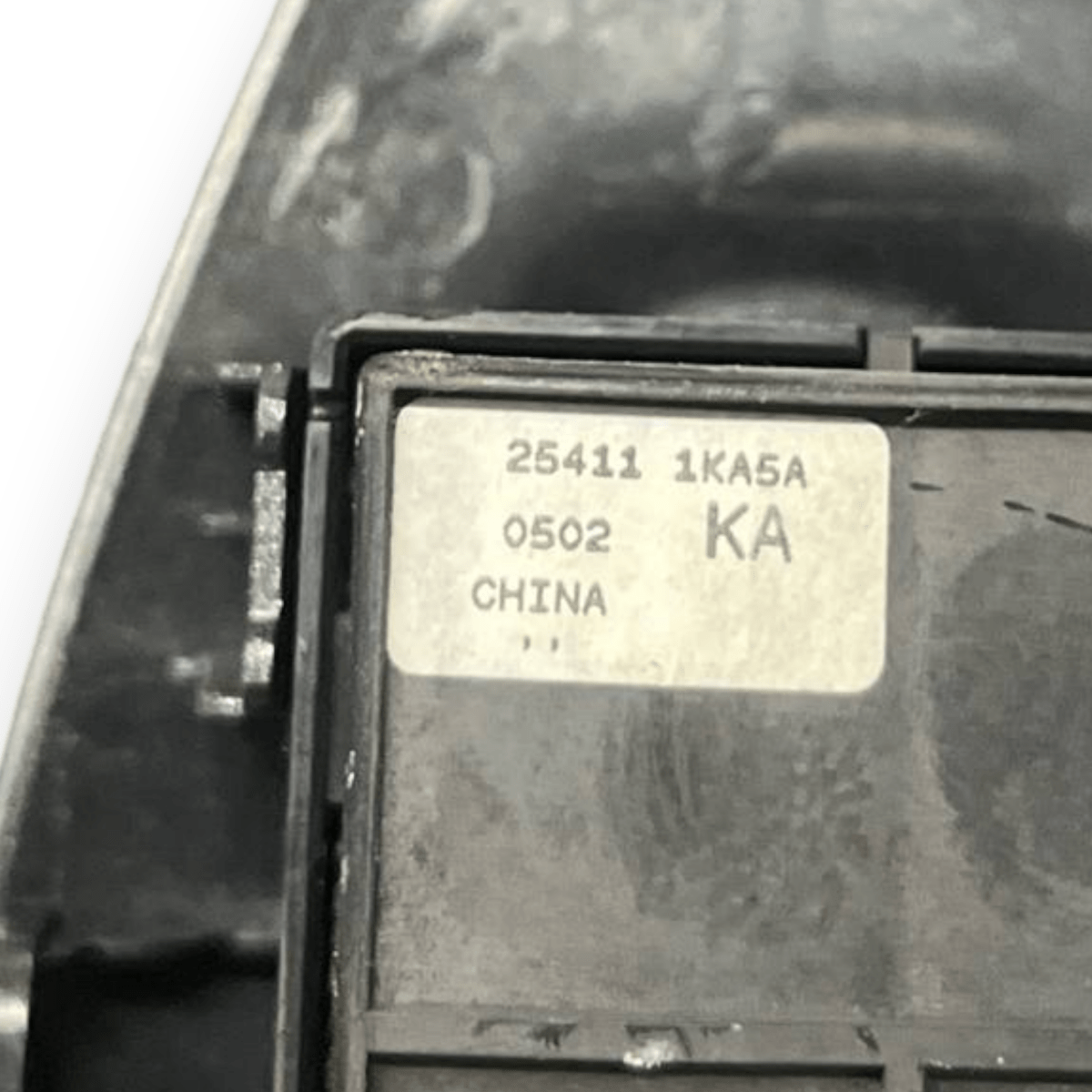 Right front window lift switch (dx) Nissan Juke F15 (2010 to 2019) code: 254111KA5A - F&P CRASH SRLS - Used Parts