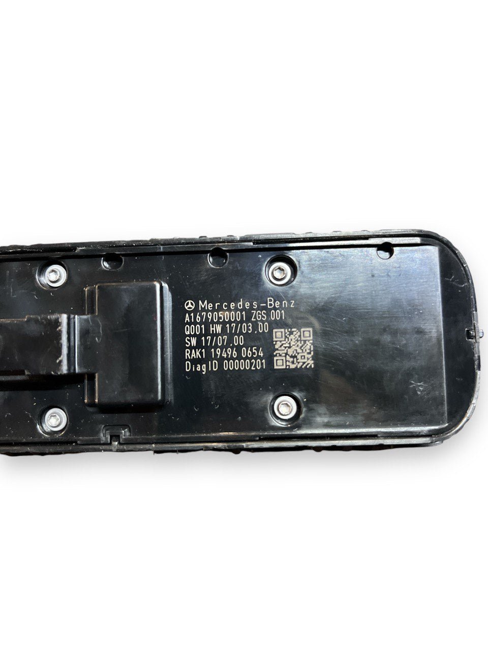 Pulsantiera Alzavetro Anteriore Sinistra Mercedes - Benz Classe A W177 / W247 cod.A1679050001 (2018>) - F&P CRASH SRLS - Ricambi Usati