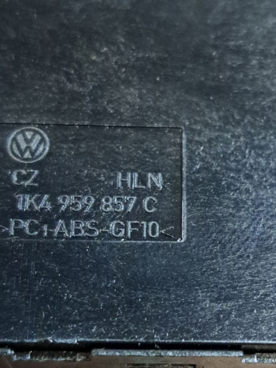 Left front window switch (sx) Seat Ibiza (2015 - 2017) COD:1k4959857C - F&P CRASH SRLS - Used Spare Parts