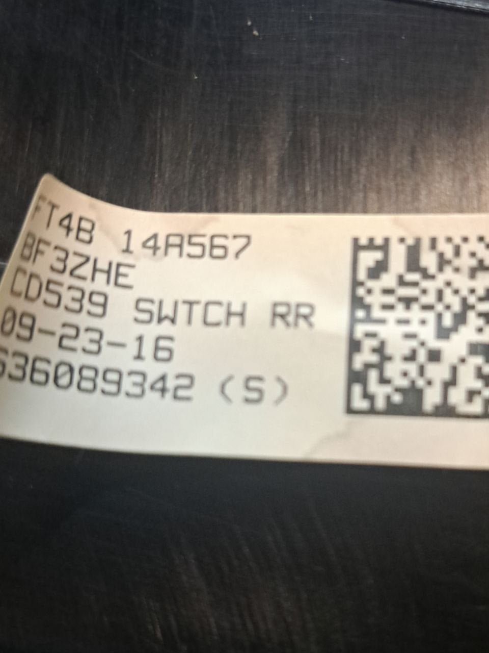 Right Rear Window Switch (dx) Ford Edge (2017) COD:FT4B14A567 - F&P CRASH SRLS - Used Parts