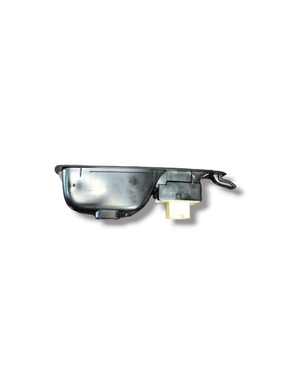 Pulsantiera Alzavetro posteriore sinistra Renault captur (2013 - 2019) cod.829614619R - F&P CRASH SRLS - Ricambi Usati
