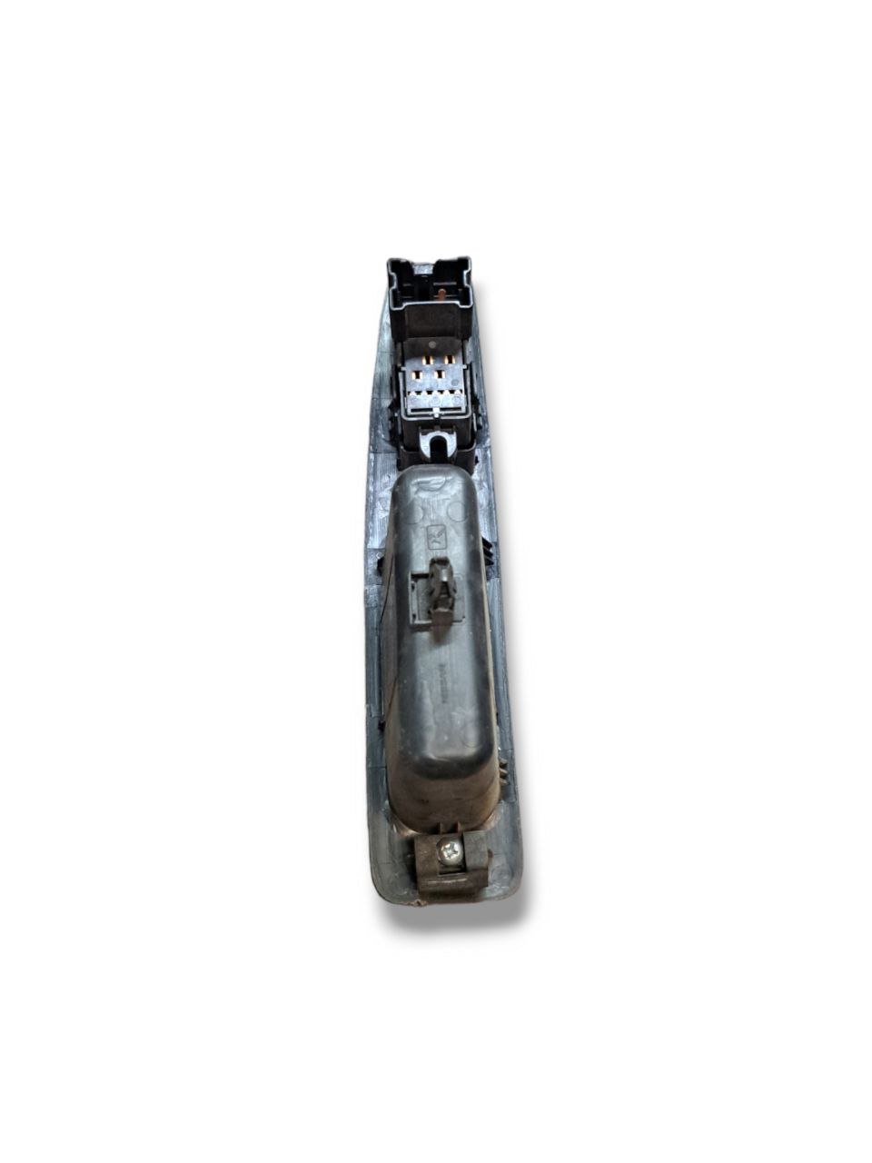 Left rear window lift button (sx) Nissan Qashqai J10 (2006 - 2014) COD:82951JD000 - F&P CRASH SRLS - Used Spare Parts