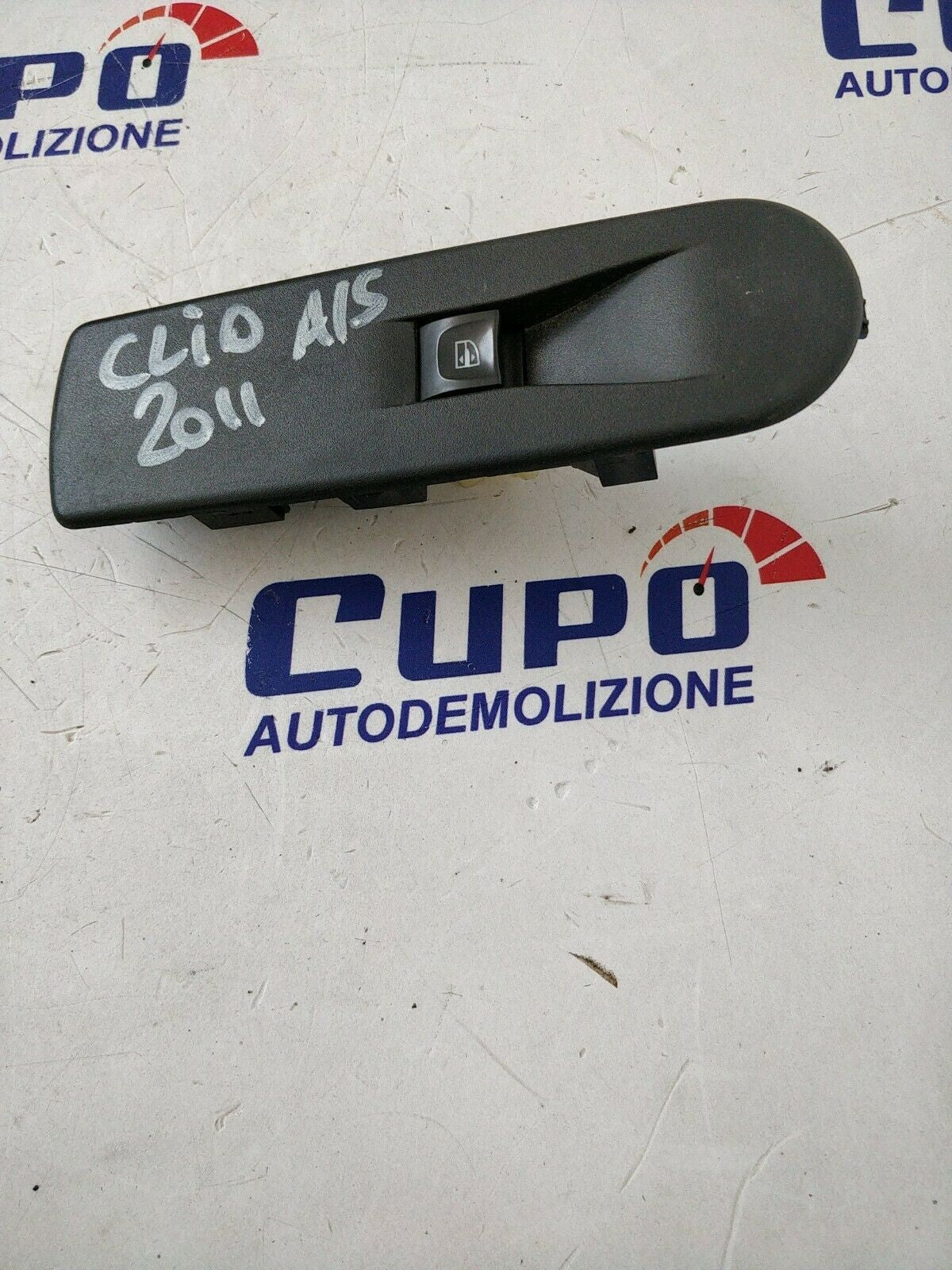 Right Front Passenger Control Panel Renault Clio 809602454R - F&P CRASH SRLS - Used Parts
