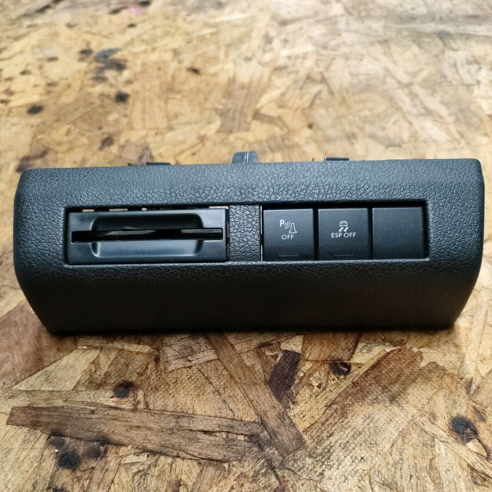 ESP control button panel parking sensors Peugeot 3008 Mk1 (2009 - 2016) - F&P CRASH SRLS - Used Parts