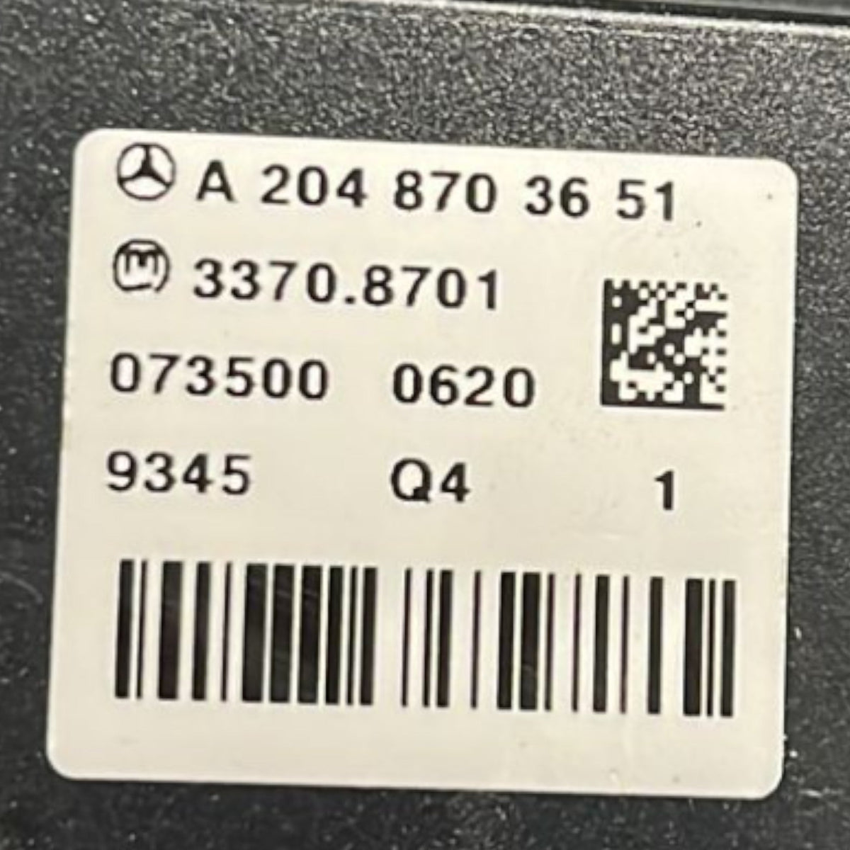 Parking Sensor Switch Mercedes Benz GLK code:A2048703651 (2008 >2015) - F&P CRASH SRLS - Used Parts