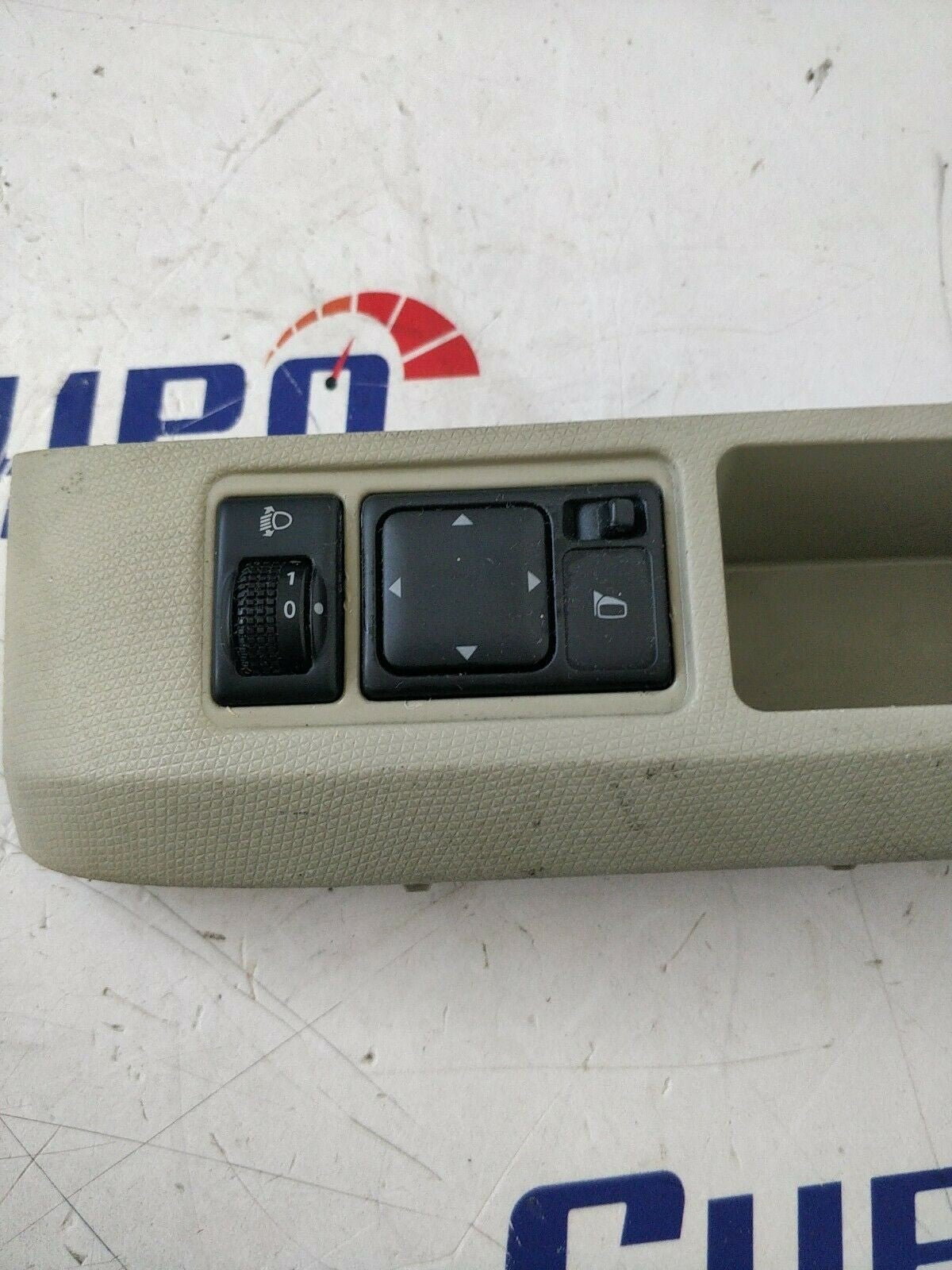 Pulsantiera Specchietti e Altezza Fari Nissan Micra K12 05 68485 K10121 Beige - F&P CRASH SRLS - Ricambi Usati