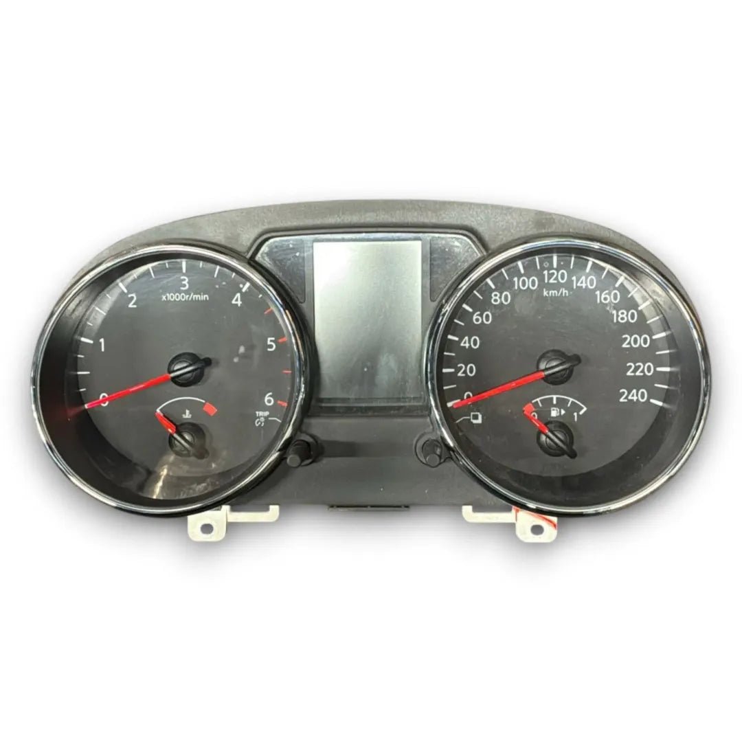 Quadro strumenti completo Nissan Qashqai J10E/JJ10E 2010–2014 OEM 24810BR30A