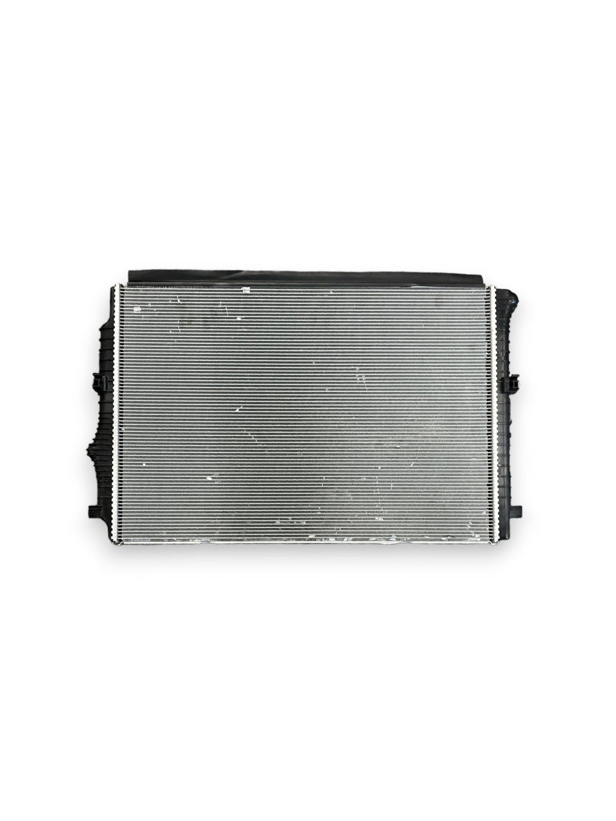 Water Radiator Valeo Volkswagen Golf 7 VII / Seat Leon 5F / Audi A3 8V (2012 >) code: 735549 - F&P CRASH SRLS - Used Parts