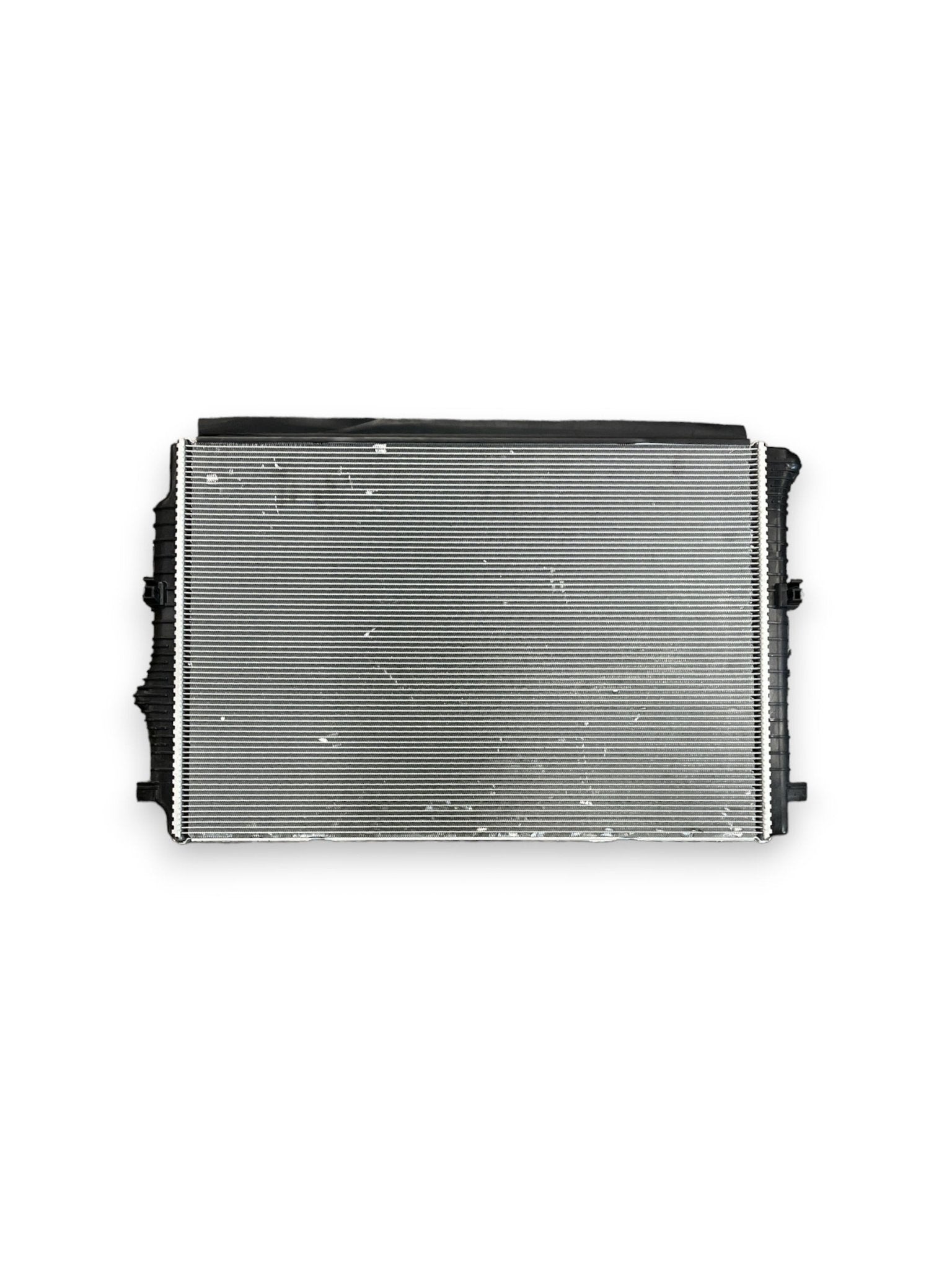 Water Radiator Valeo Volkswagen Golf 7 VII / Seat Leon 5F / Audi A3 8V (2012 >) code: 735549 - F&P CRASH SRLS - Used Parts