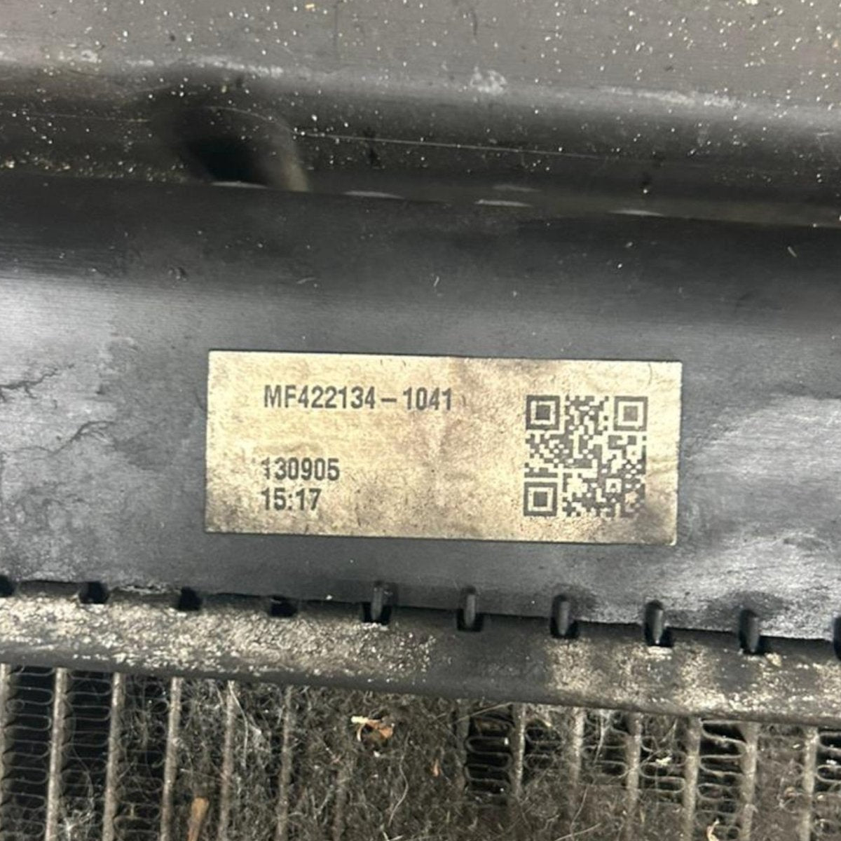 Radiatore + elettroventola toyota auris 1.8 hybrid cod:MF422134 - 1041 (2007 > 2018) - F&P CRASH SRLS - Ricambi Usati