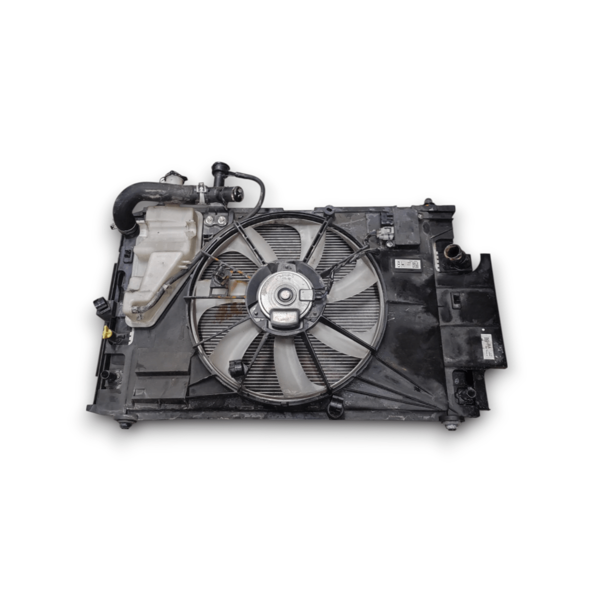 Radiatore + elettroventola toyota yaris c 1.5 hybrid cod: 160400m090 (2011 - 2019) - F&P CRASH SRLS - Ricambi Usati