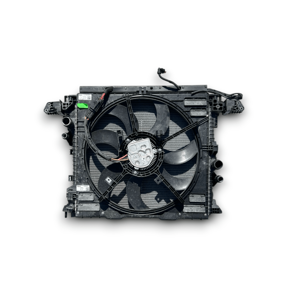 Radiatore maserati grecale 2.0 benzina / hybrid cod:50558619 (2022 >) - F&P CRASH SRLS - Ricambi Usati