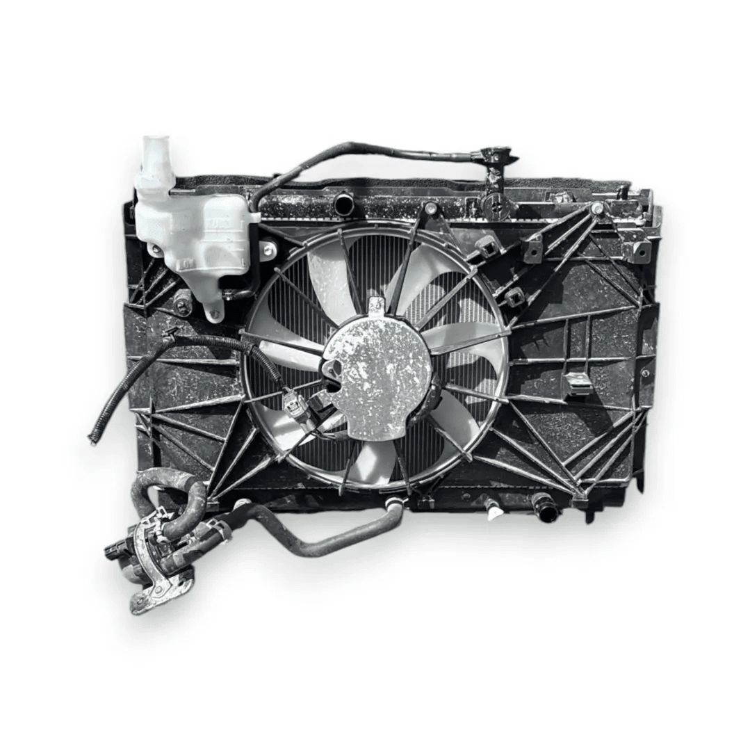 Radiatore motore Suzuki Vitara OEM 1770076S50000 - F&P CRASH SRL - Ricambi Usati