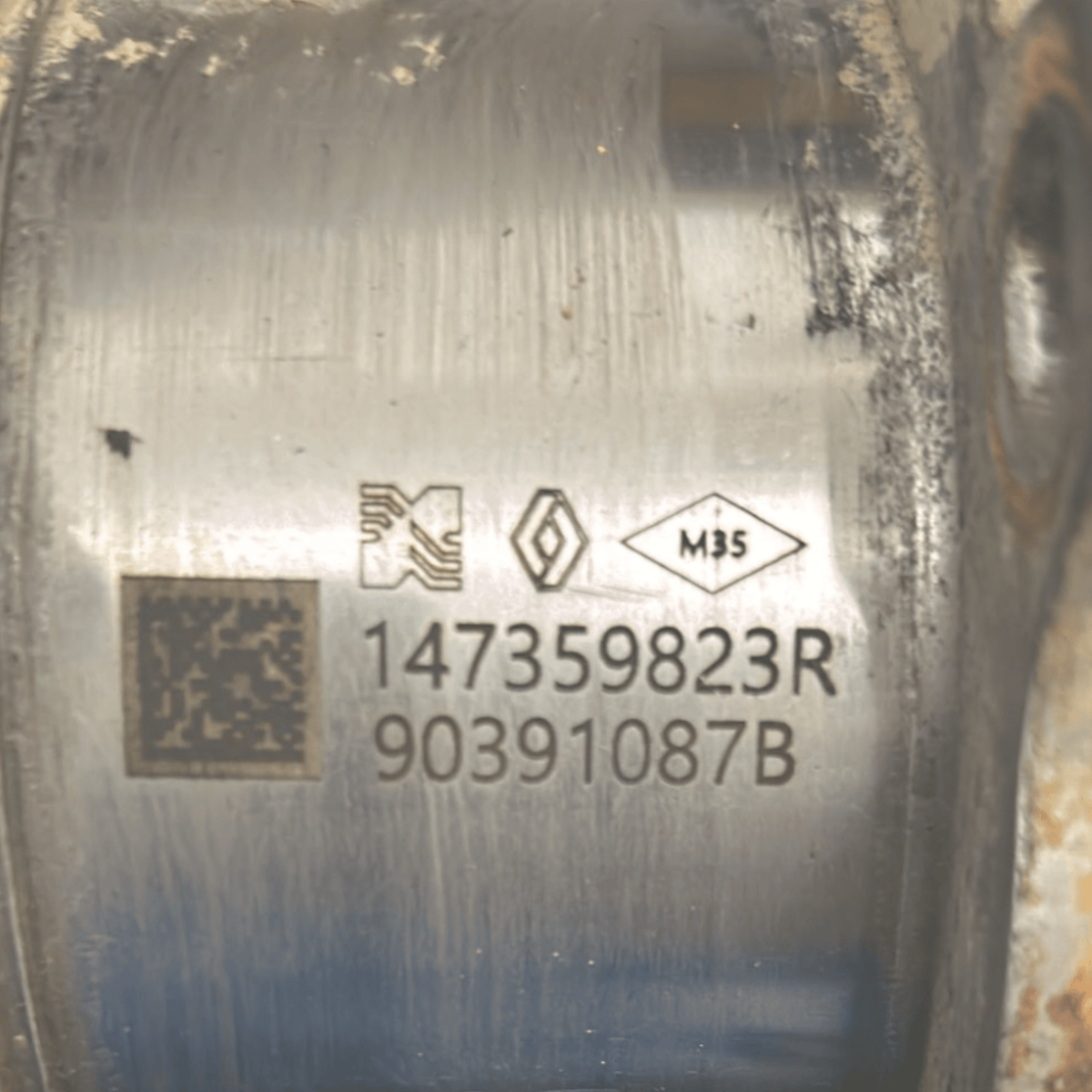 Radiator / EGR Valve Exhaust Gas Renault Clio V 1.5 Diesel cod:147359823R (2019 >) - F&P CRASH SRLS - Used Parts