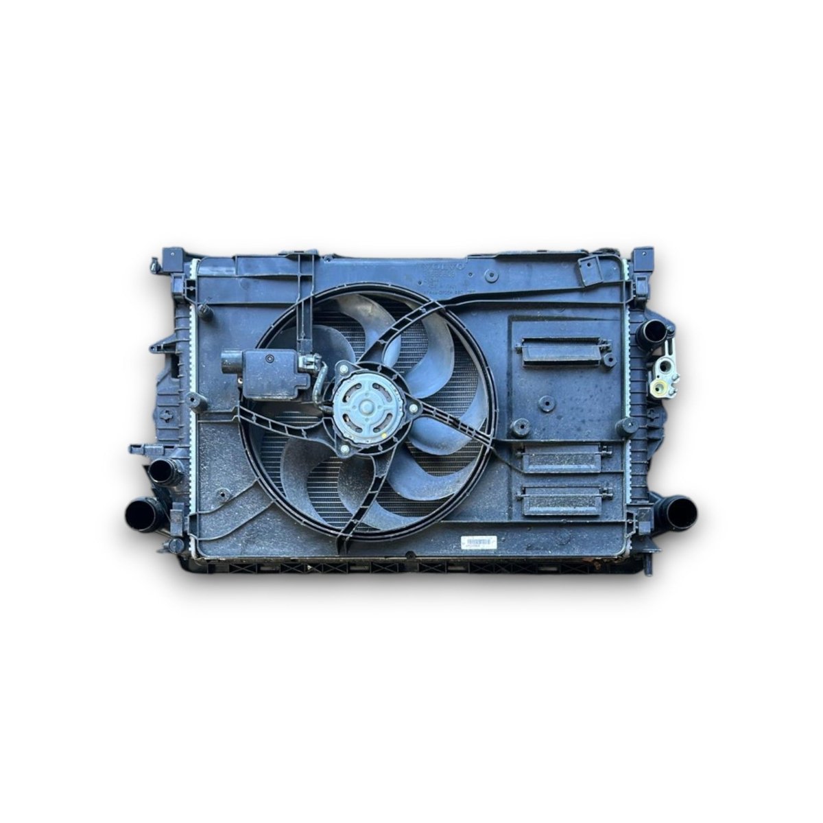 Radiators + electric fan Volvo V40 31686809 2.0 diesel (2012 > 2019) - F&P CRASH SRL - Used Parts