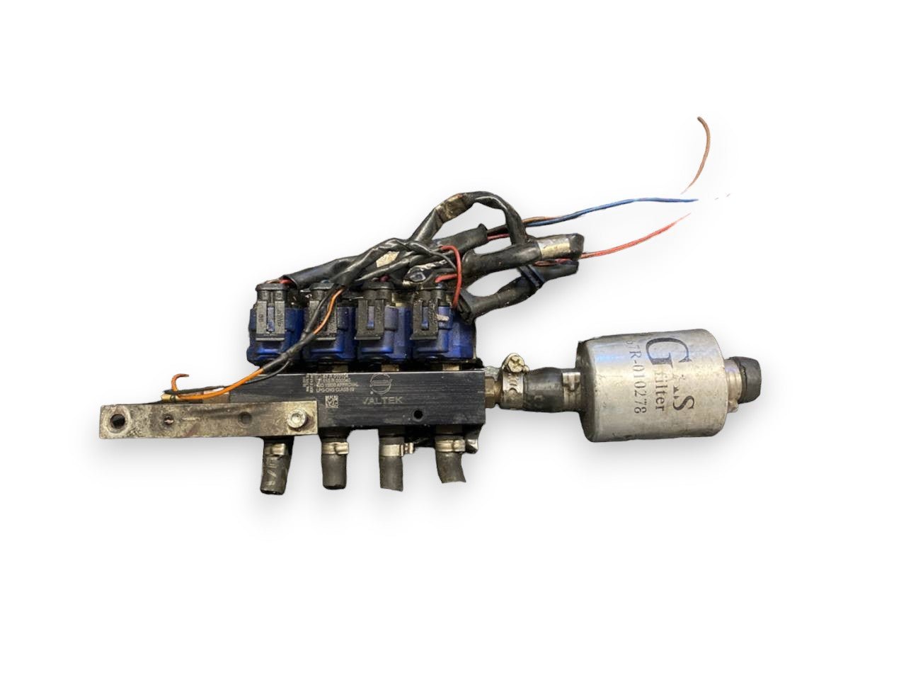 Rail Injector flutes LPG system Valtek code: 67r010104 - 110r000040 - F&P CRASH SRLS - Used Spare Parts