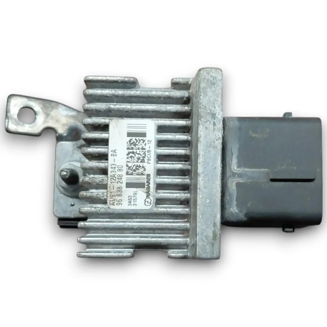 Relè preriscaldamento candelette Land Rover Range Rover Evoque 2011–2019 AV61-12A343-BA - F&P CRASH SRL - Ricambi Usati