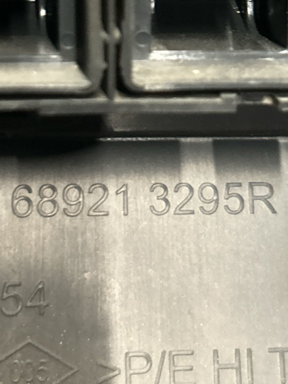 Renault Kadjar (2015 > 2022) cod.689213295R Dashboard Cover / Trim + Light Button Panel - F&P CRASH SRLS - Used Parts