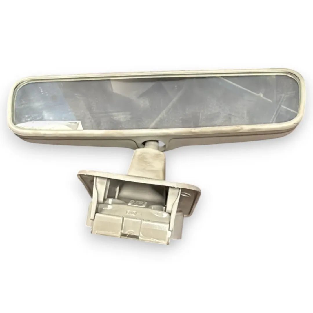 Specchietto retrovisore interno Suzuki Swift 2017–2024 OEM 8470379S00000