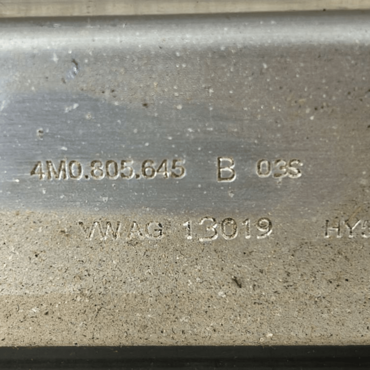 Rinforzo anteriore audi q8 cod:4M0805645B (2018 >) - F&P CRASH SRL - Ricambi Usati