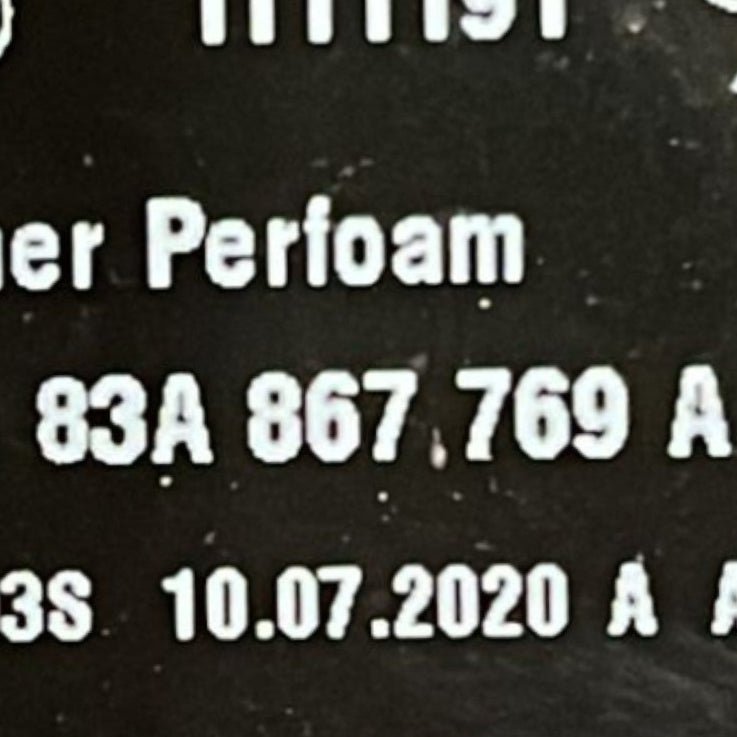Ripiano / Cappelliera Bagagliaio Audi Q3 (F3) cod:83A867769A (2018 >) - F&P CRASH SRLS - Ricambi Usati