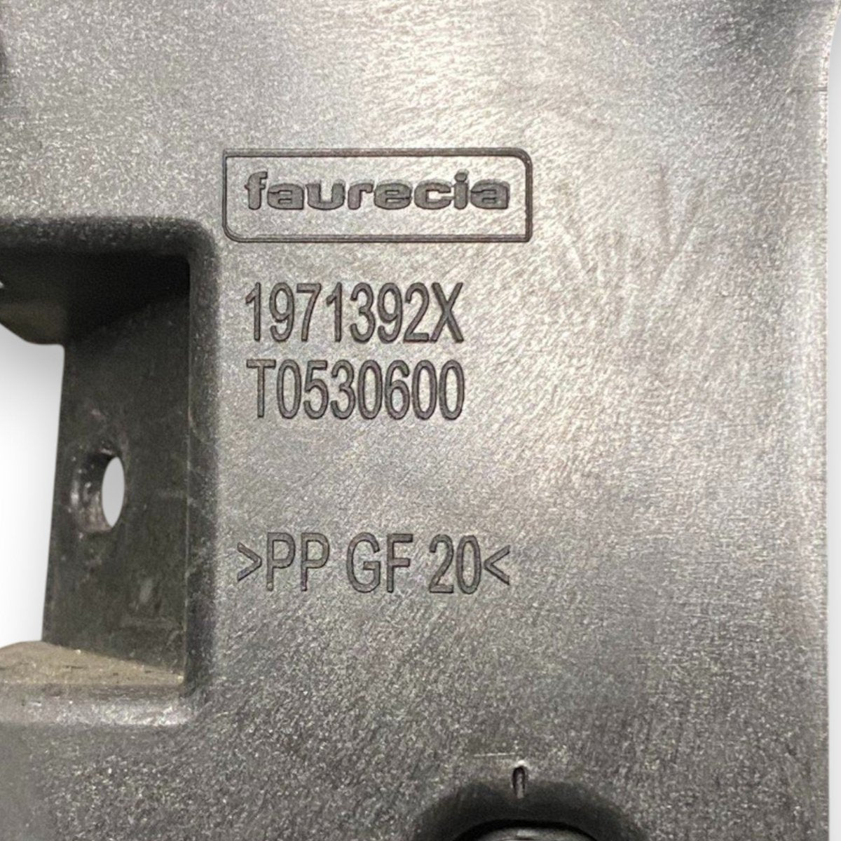 Rivestimento autoradio mercedes - benz sprinter w910 Cod: 1971392x (2018 - ) - F&P CRASH SRLS - Ricambi Usati