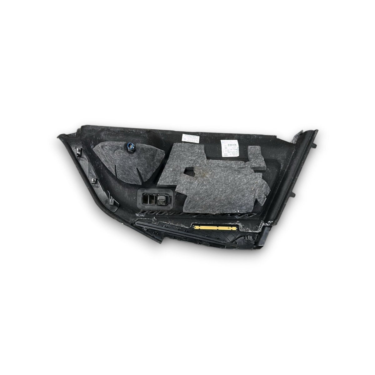Rivestimento bagagliaio sinistro Audi Q8 cod.4m8863879c (2018 > 2023) - F&P CRASH SRLS - Ricambi Usati