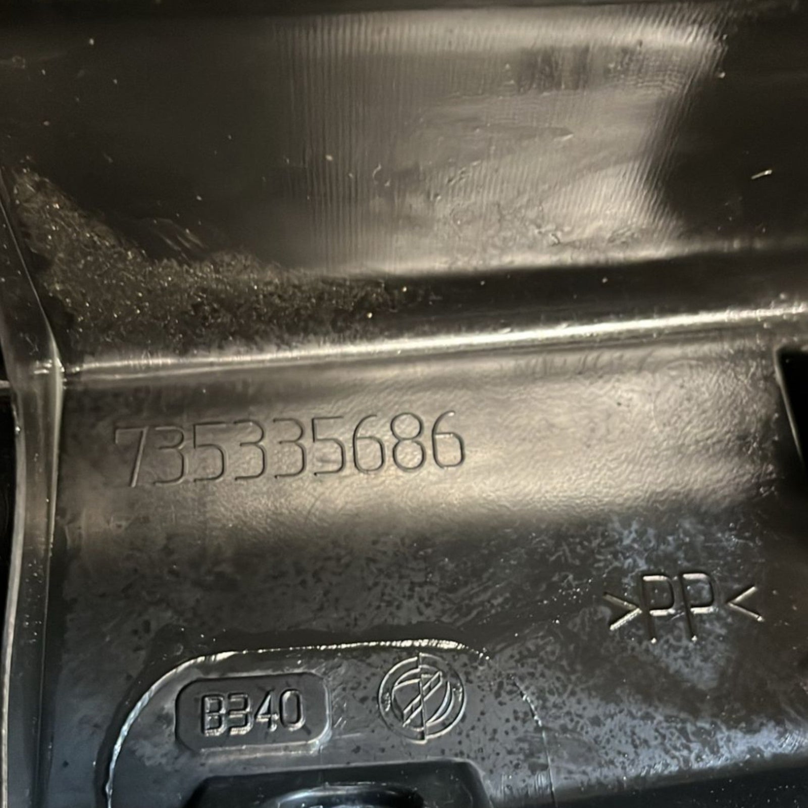 Cover Batti Cofano Fiat Punto EVO code:735335686 (2012 >) - F&P CRASH SRLS - Used Parts