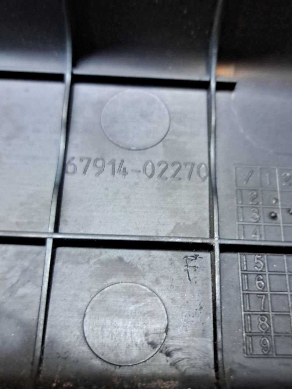 Left front sill cover Toyota Auris (2018) CODE:67914 - 02270 - F&P CRASH SRLS - Used Parts