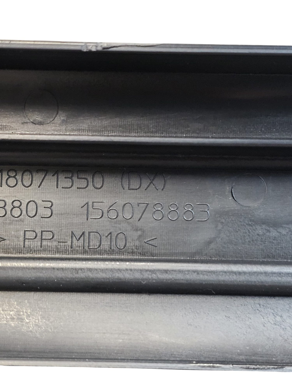 Rivestimento Battitacco / Soglia Porta Anteriore Destro Cod:156078883 Alfa Romeo Giulietta (2010 - 2020) - F&P CRASH SRLS - Ricambi Usati