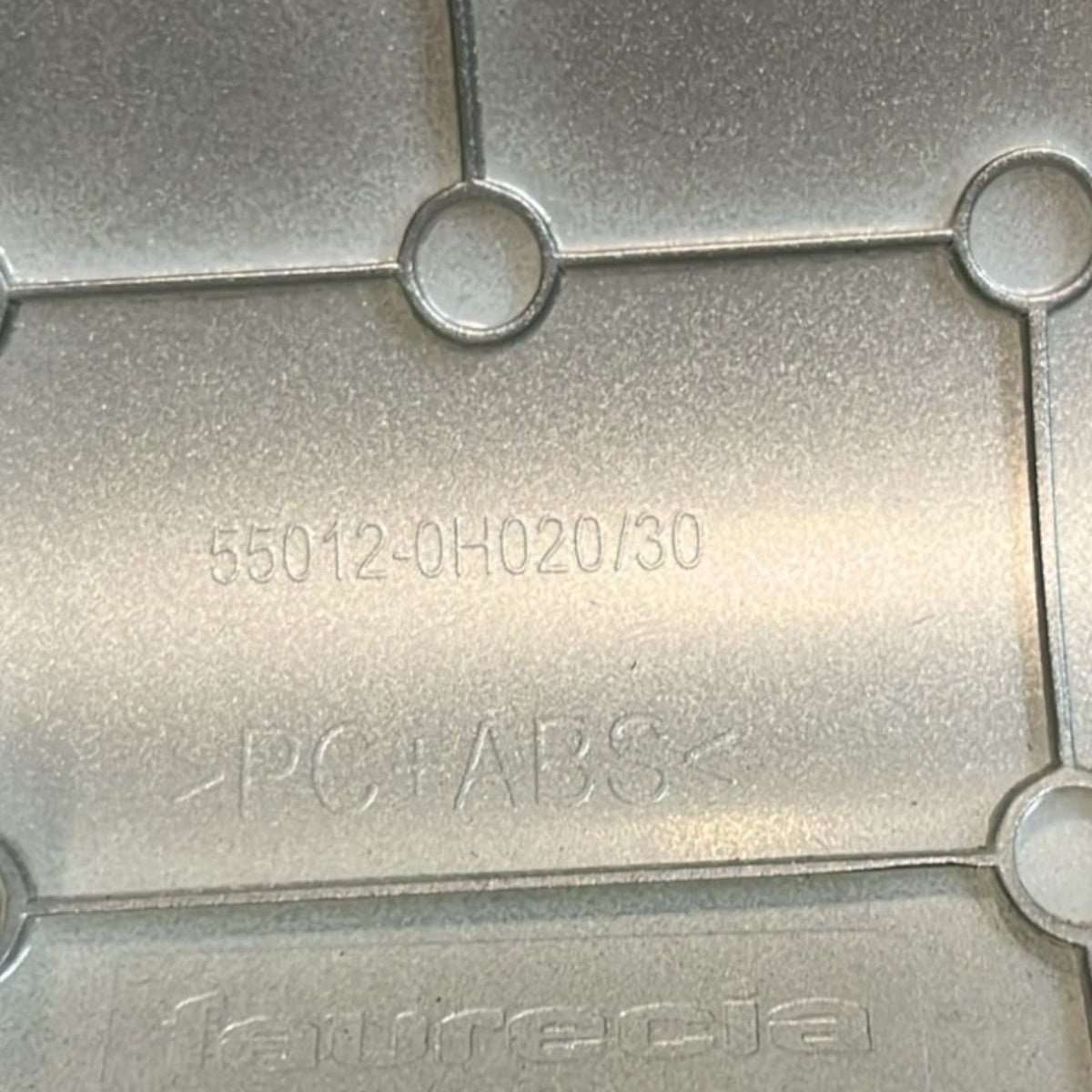 Air Vent Cover Toyota Aygo code:55012 - 0H020 1.0 Petrol (2014 > 2021) - F&P CRASH SRLS - Used Parts