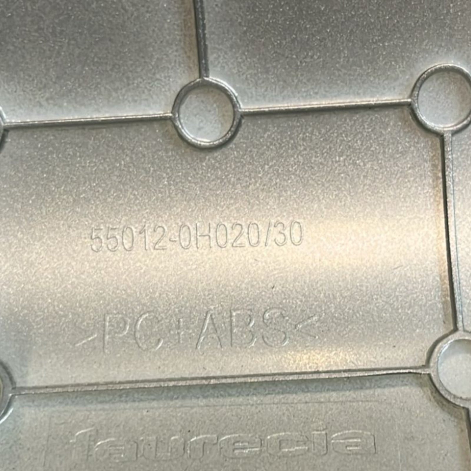 Air Vent Cover Toyota Aygo code:55012 - 0H020 1.0 Petrol (2014 > 2021) - F&P CRASH SRLS - Used Parts