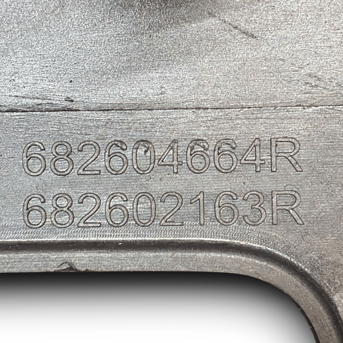 Rivestimento bocchette aria cruscotto dacia sandero i cod : 682604664r (2012 - 2020) + pulsante - F&P CRASH SRL - Ricambi Usati