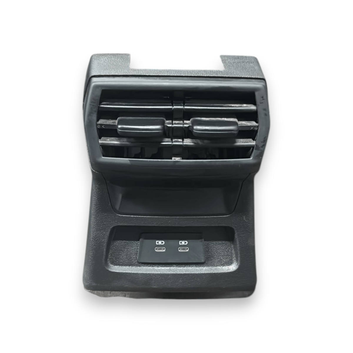Rivestimento bocchette aria posteriore audi a3 8y cod:8y0857042rk4 (2020 - ) + prese usb - c - F&P CRASH SRL - Ricambi Usati