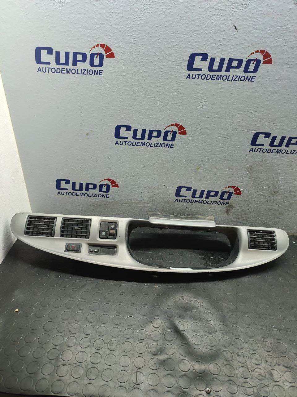 Rivestimento Centrale Bocchette aria + frecce pericolo FORD RANGER (2006) - F&P CRASH SRLS - Ricambi Usati