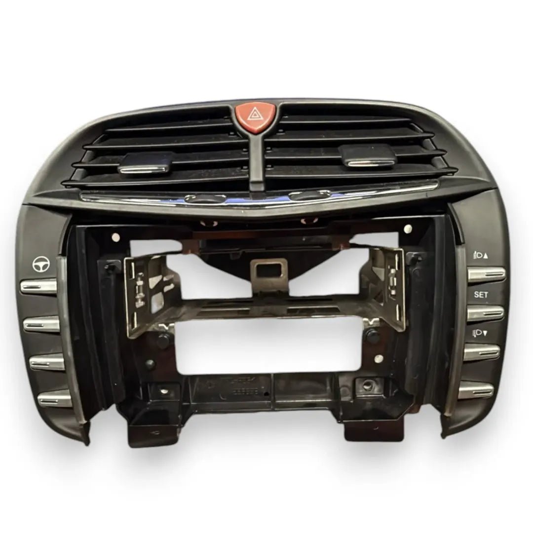 Rivestimento centrale del cruscotto Lancia Delta 2008–2011