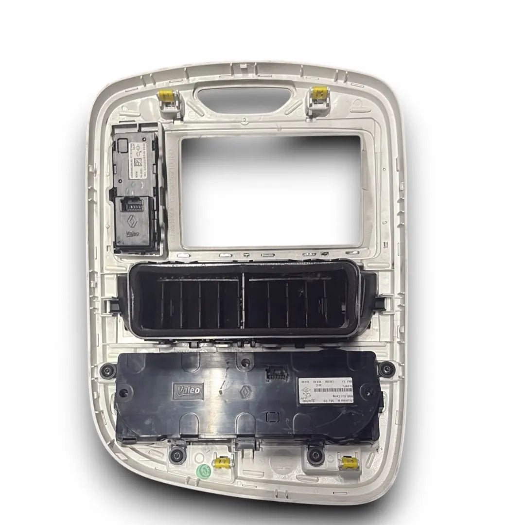 Rivestimento centrale del cruscotto Renault ZOE 2013–2020 OEM 682601284R - F&P CRASH SRL - Ricambi Usati