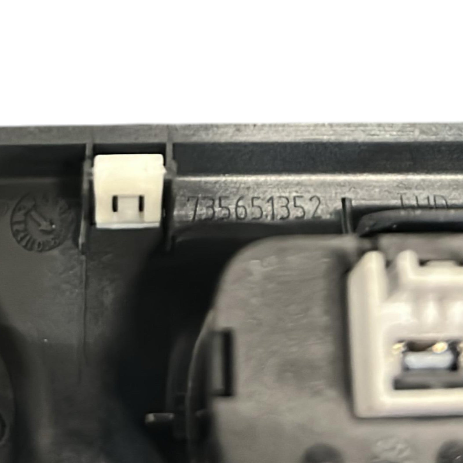 Central Console Cover Fiat 500L code.735651352 (2012 > 2022) + Outlets and Buttons - F&P CRASH SRLS - Used Parts