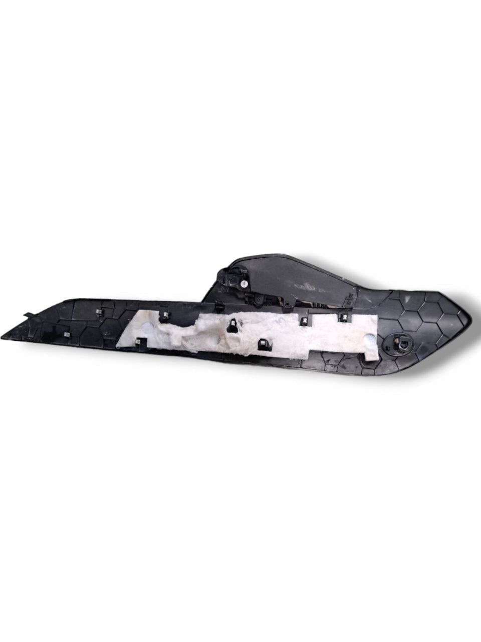 Rivestimento console centrale laterale sinistro Ford Focus (2021) COD:JX7BA044E07 - F&P CRASH SRLS - Ricambi Usati