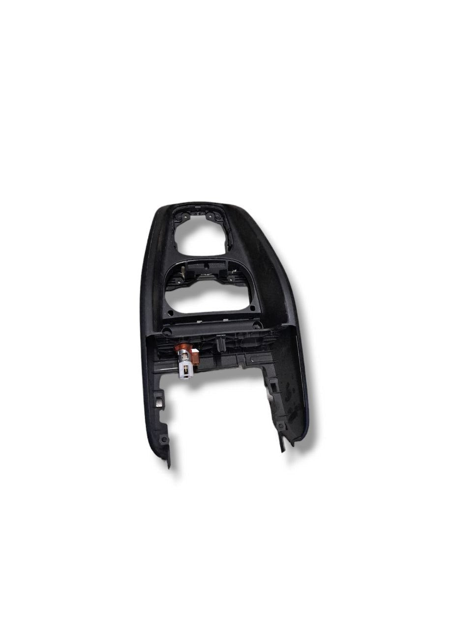 Upper Central Console Cover Audi A1 8X (2010 - 2018) COD:8X0863241 - F&P CRASH SRLS - Used Spare Parts
