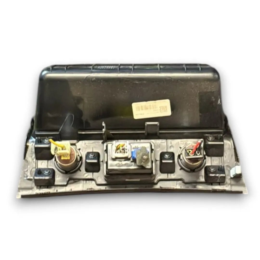 Dettaglio Rivestimento della consolle centrale Hyundai Tucson 2015–2018 cod. 84631-D7000 - foto 2